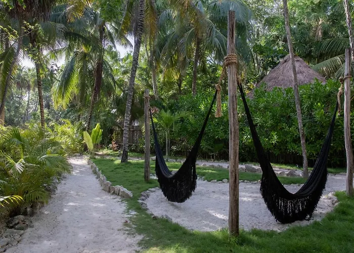 Nest 4* Tulum