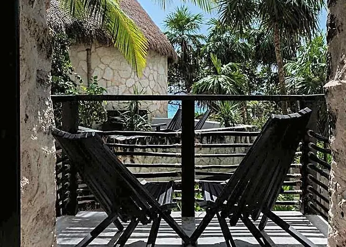 Nest Hotel 4*